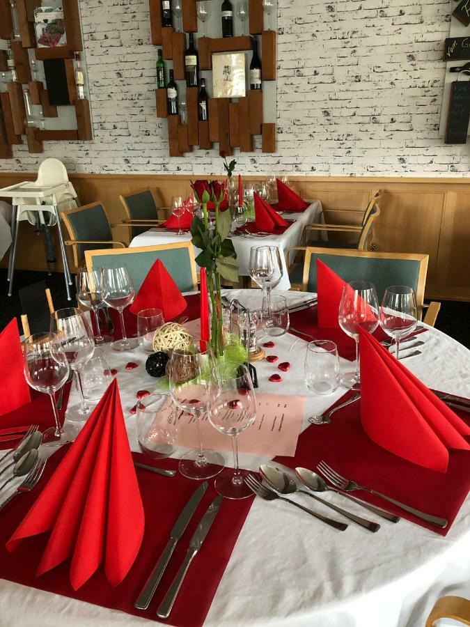 Gasthaus Zur Tanne Hotell Bauma Eksteriør bilde
